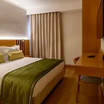 Santa Eufémia Hotel 3*