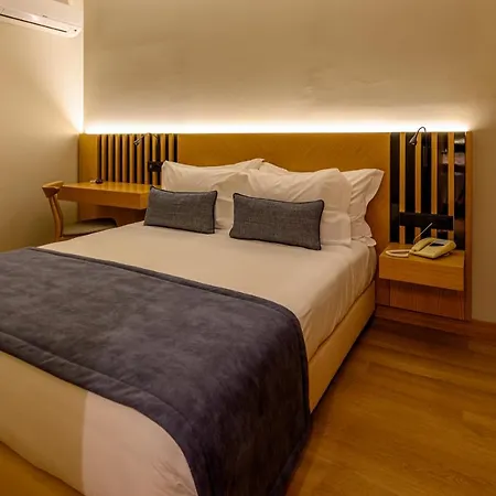 Santa Eufemia 3* كوفيلهَ