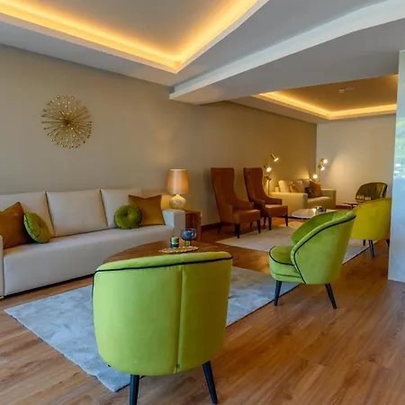 Santa Eufemia ホテル