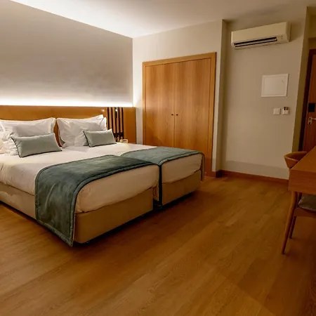 Hotell Santa Eufemia Covilhã