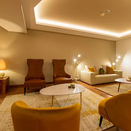 Santa Eufemia فندق 3*