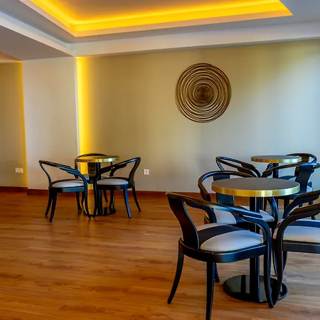 Hotell Santa Eufemia 3*
