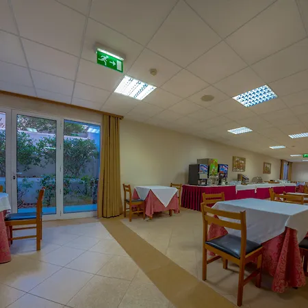 Hotell Santa Eufemia 3*