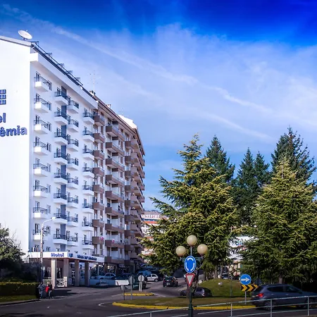 Santa Eufemia ホテル