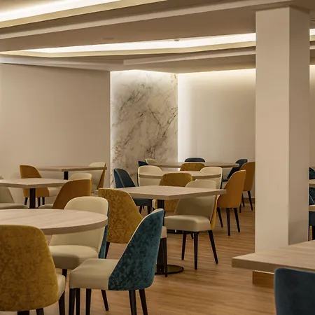 Santa Eufemia 3* コビリャン