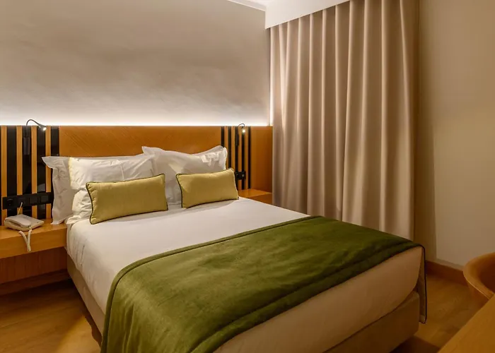 Santa Eufémia Hotel