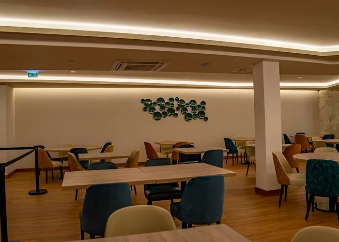 Santa Eufémia Hotel 3*