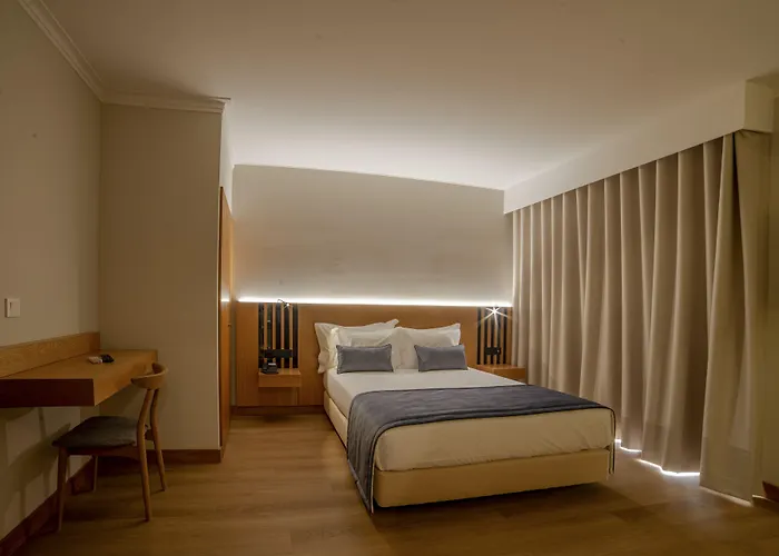 Hotel Santa Eufemia 3*